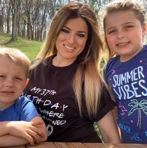 Meet your Posher, Angela